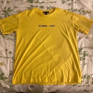 yellow signal lost graphic tee